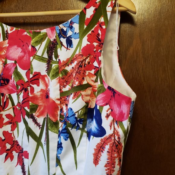 London Times floral fit and flare dress - Picture 2 of 5